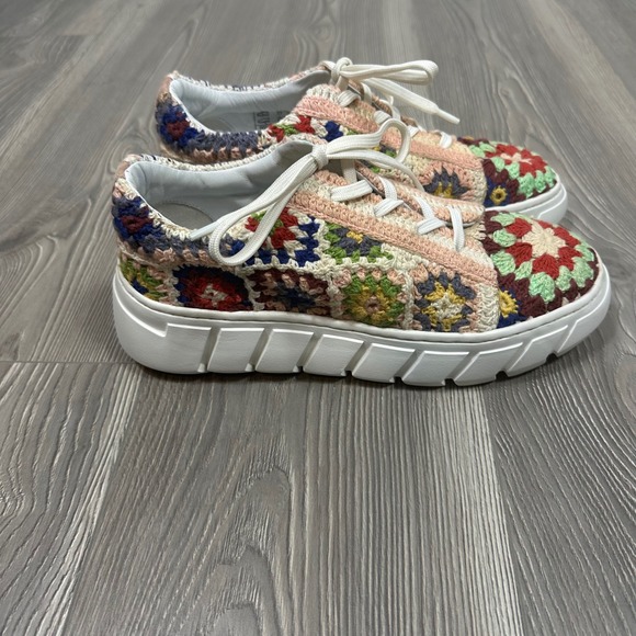 Free People Catch Me If You Can‎ Crochet Sneakers Colorful Grandma Core Boho - Picture 2 of 8